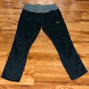 Nike dri-fit cropped workout leggings size xs womens grey and black
